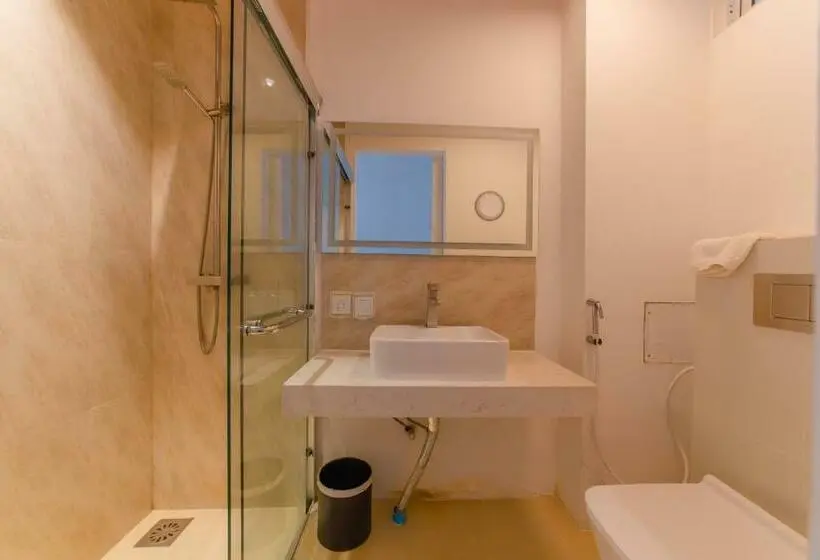 اتاق لوکس با چشم‌انداز دریا, Si! Coral Inn