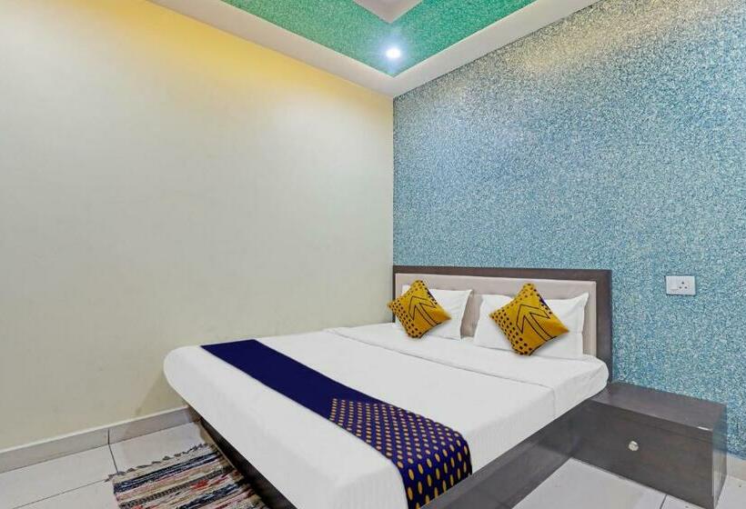Classic Kolmen Hengen Huone, Spot On 81050 Bandhan Lawn