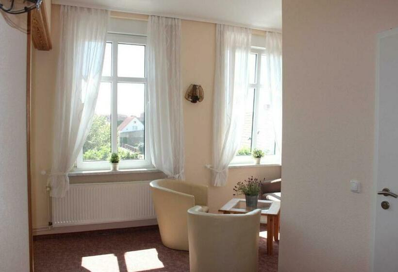 Номер Стандарт, Pension Am Stadtgraben