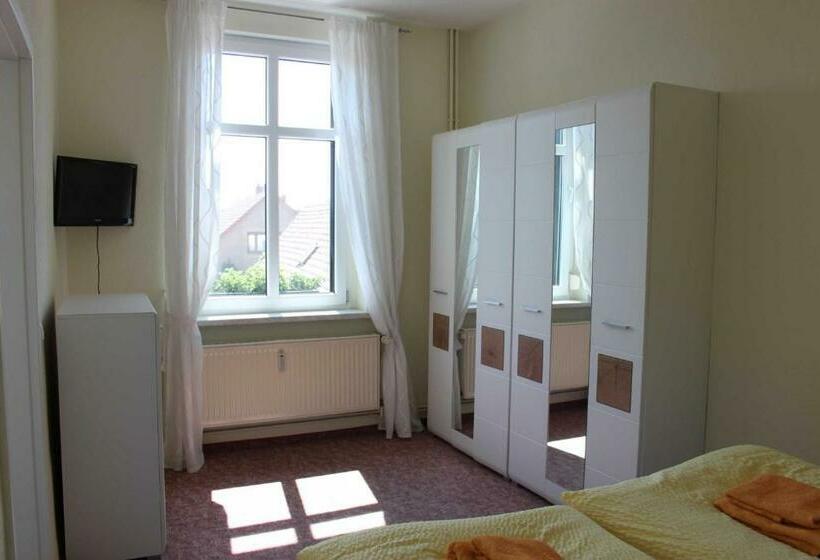 جناح, Pension Am Stadtgraben