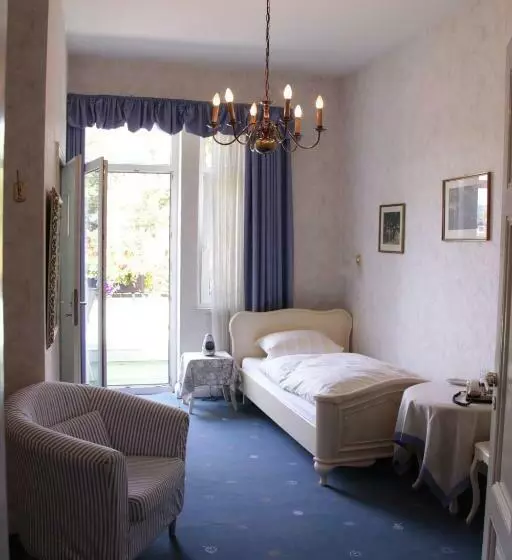 スタンダードシングルルーム, Alte Villa Schlossblick