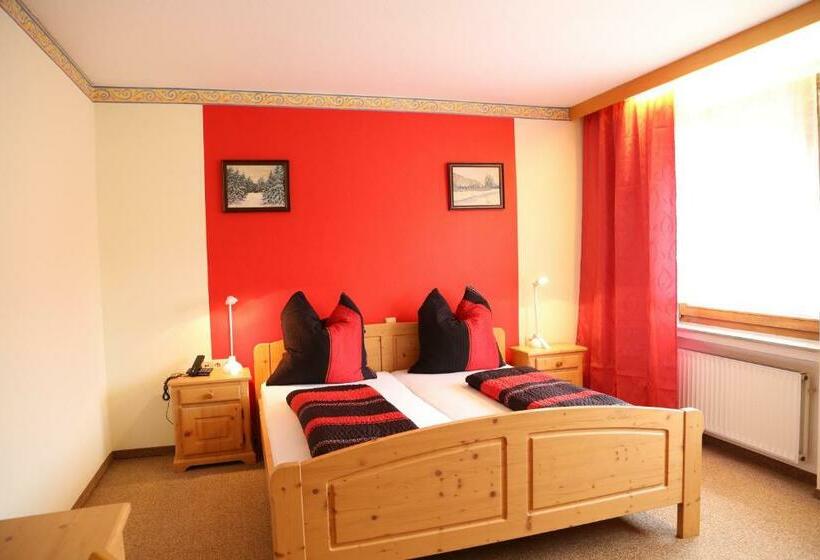 اتاق لوکس, Bechtel