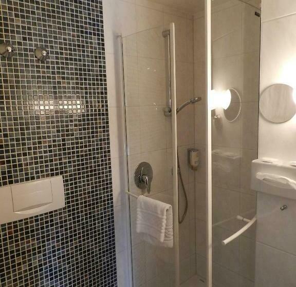 غرفة قياسية مطلّة علي النهر, Garni Hotel Moselschild