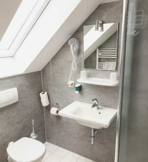 スタンダードシングルルーム, Klostergarten