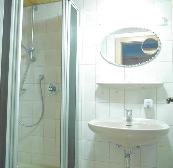 Quarto Estandar com Sacada, Landgasthof Jostalstüble