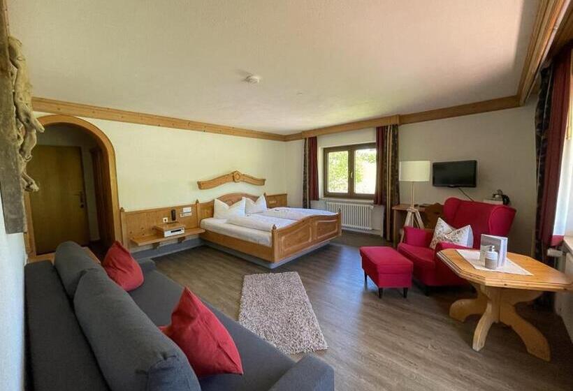 Quarto Estandar com Sacada, Landgasthof Jostalstüble