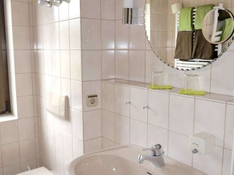 Quarto Familiar, Landgasthof Jostalstüble