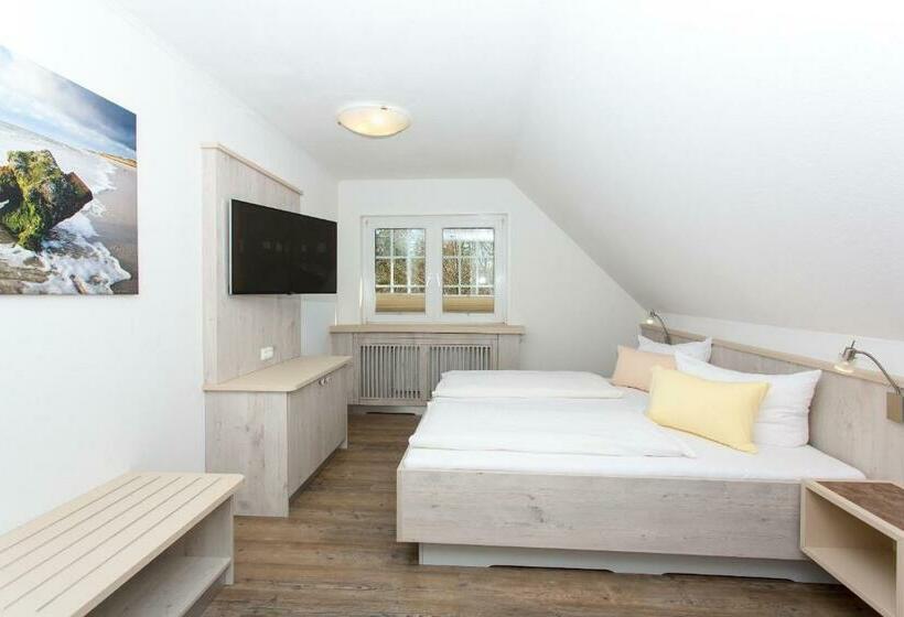 패밀리 룸, Letj Briis