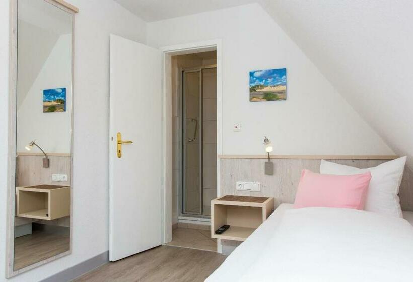 스탠다드 싱글 룸, Letj Briis