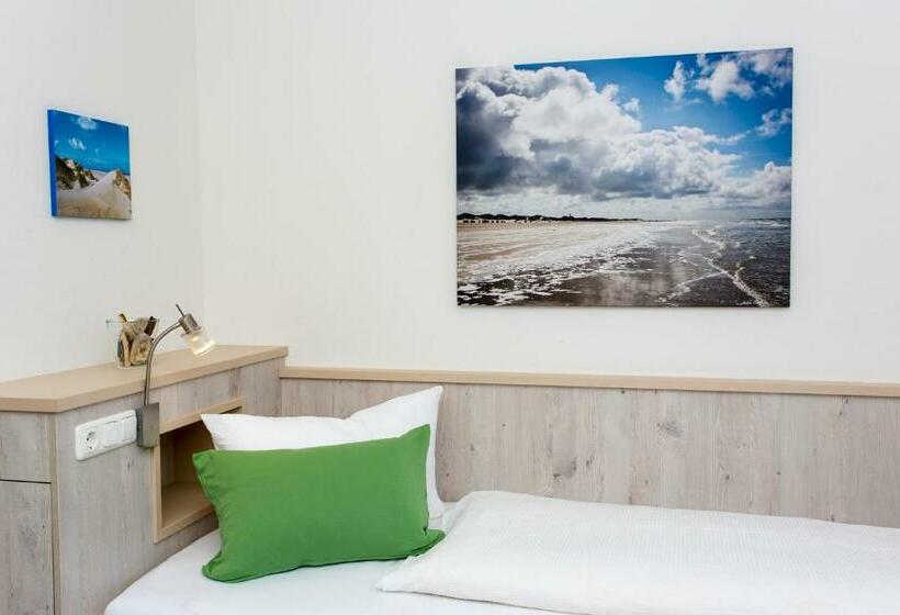 스탠다드 싱글 룸, Letj Briis