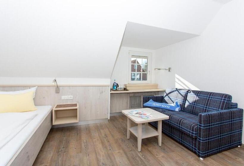 패밀리 룸, Letj Briis