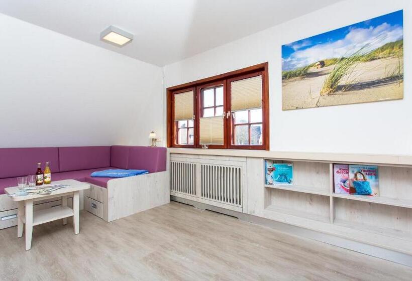 패밀리 스위트, Letj Briis