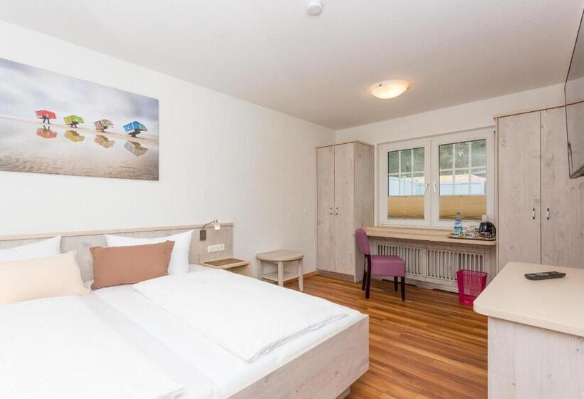 스탠다드 룸, Letj Briis