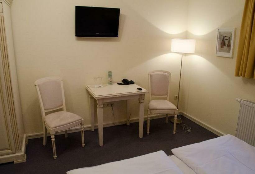 Номер Стандарт, Pension Bellevue
