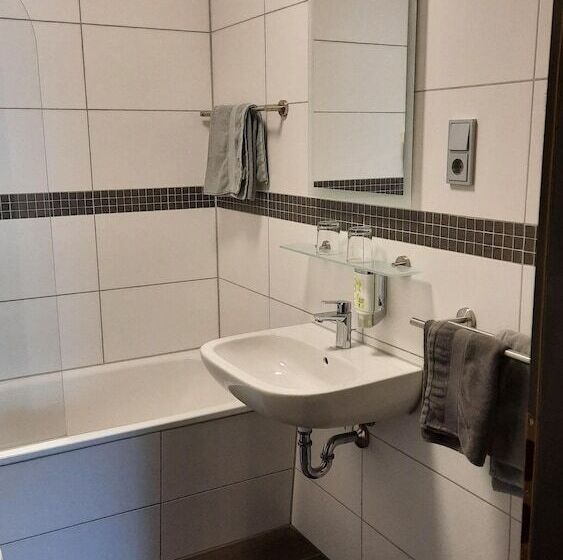 Номер Стандарт, Pension Burkhardt