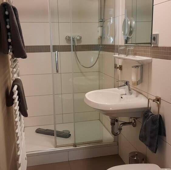 Standart Oda, Pension Burkhardt
