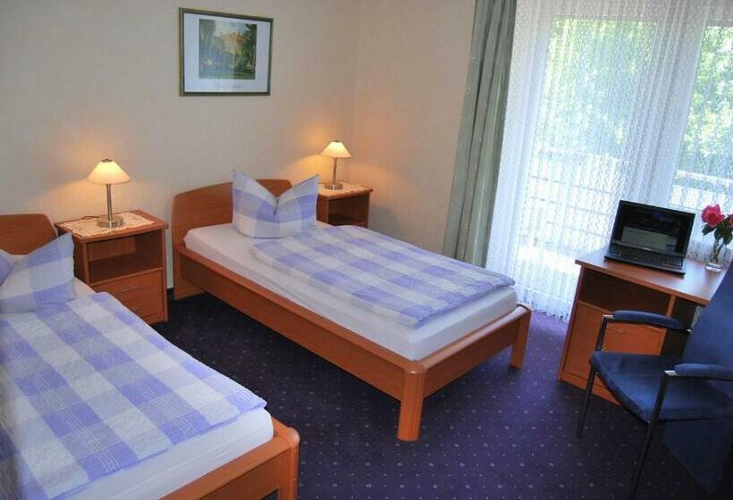 Standart Oda, Pension Wortmann