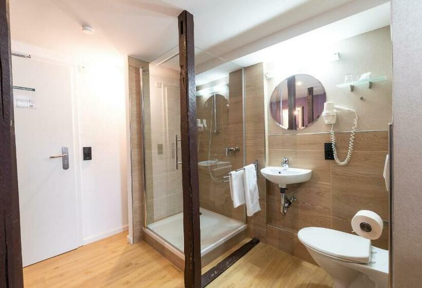 חדר סטנדרט יחיד, Porta Nigra