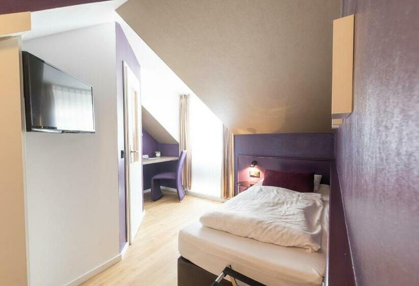 חדר סטנדרט יחיד, Porta Nigra