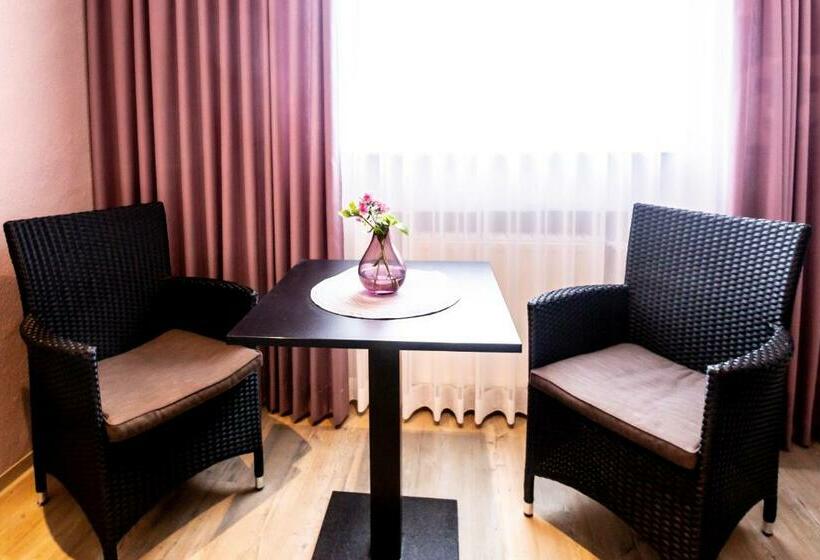 标准间, Restaurant Verst