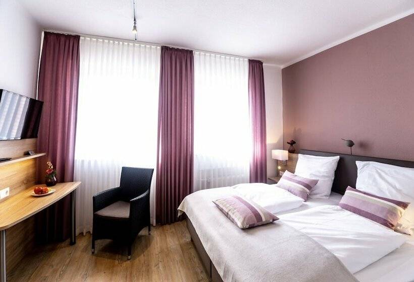 Номер Стандарт, Restaurant Verst