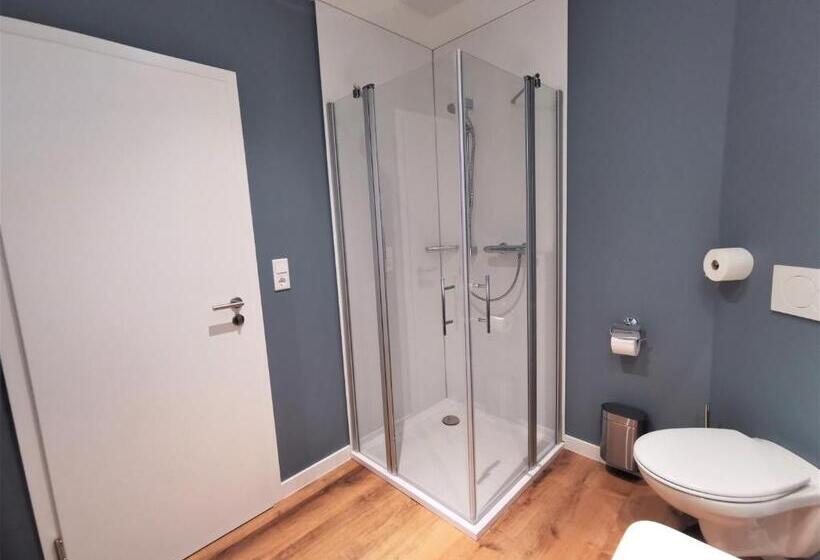 Номер Стандарт, Restaurant Verst