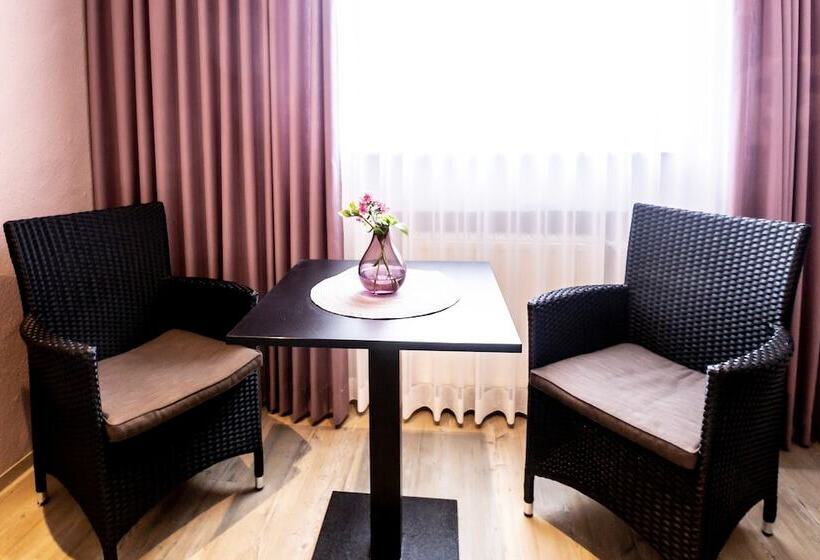 Номер Стандарт, Restaurant Verst