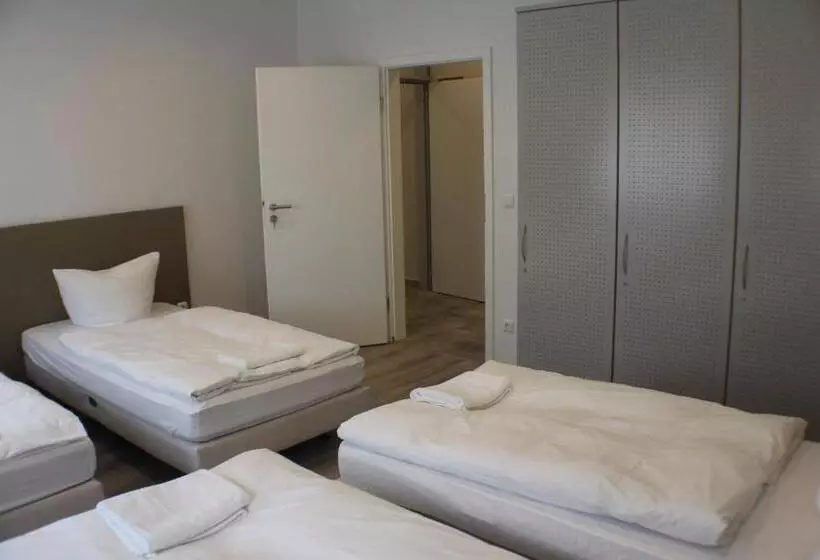 Letto in Camera Condivisa, Slamba Hostel