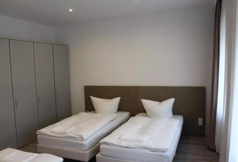 Letto in Camera Condivisa, Slamba Hostel