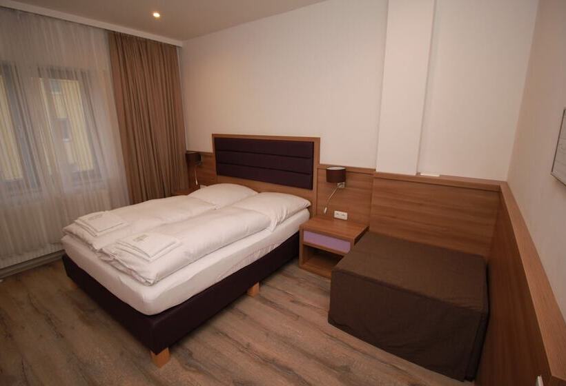 اتاق استاندارد, Slamba Hostel