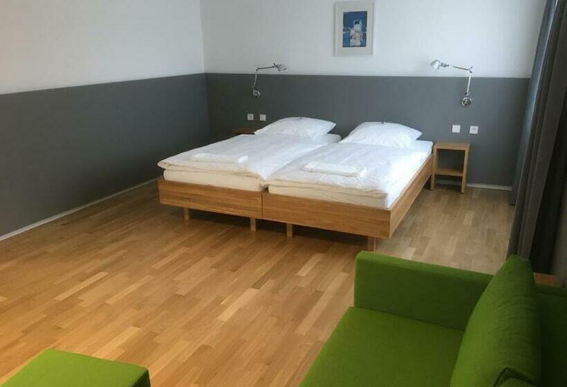 חדר דלוקס, Evangelische Tagungsstätte Bad Boll