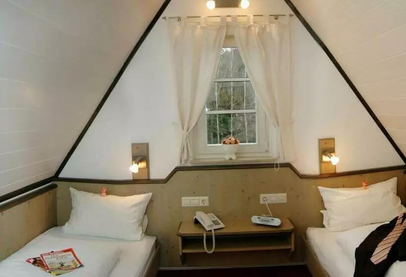 スタンダードシングルルーム, Waldhotel Forsthaus Remstecken