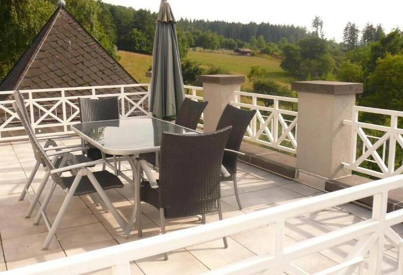 家庭套房, Waldhotel Forsthaus Remstecken