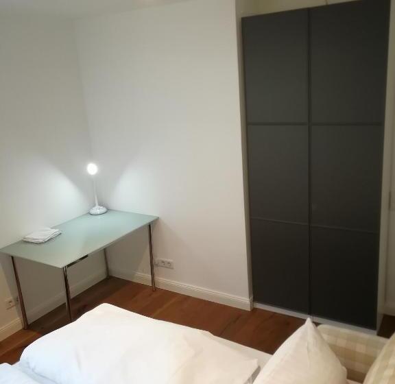 家庭套房, Waldhotel Forsthaus Remstecken
