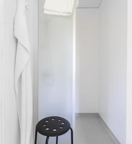 غرفة قياسية, Villa Högby