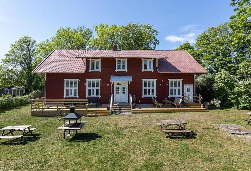 低层单卧公寓, Villa Högby