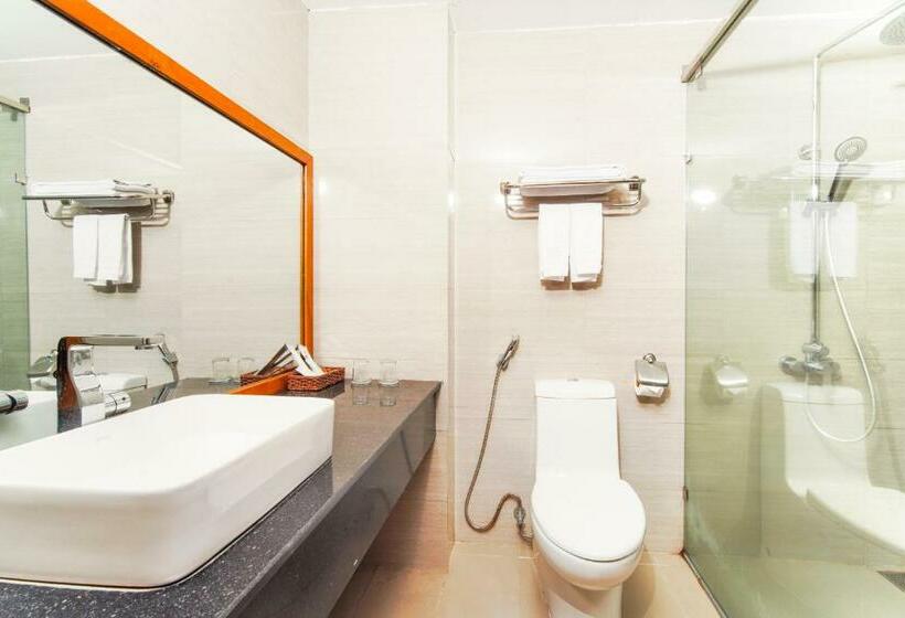 اتاق لوکس خانوادگی, Golden Sun Apartment By New Sky Travel