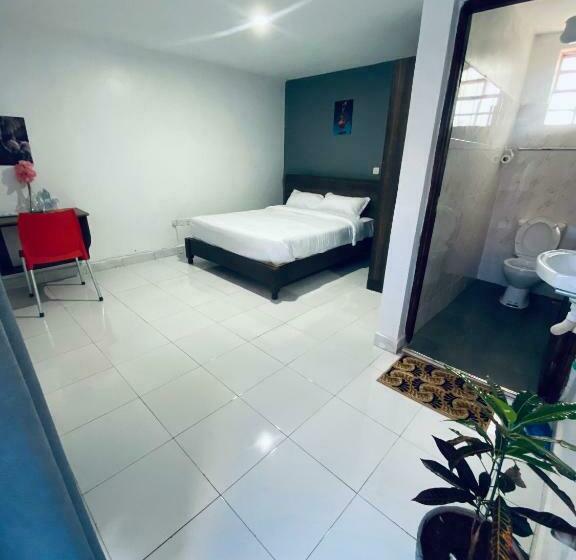 اتاق لوکس, Dad S Place