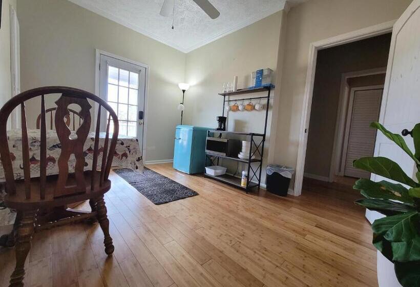 חדר דלוקס, Phoenix Farms Vineyard