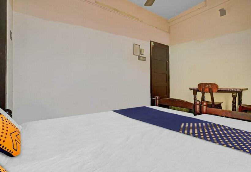 三人经典房间, Spot On Padinjarekara Tourist Home