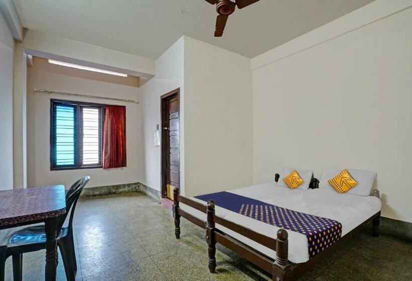 三人经典房间, Spot On Padinjarekara Tourist Home