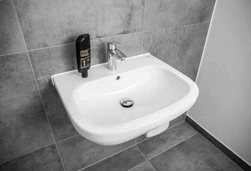 Номер Стандарт, Trip Inn Hotel Düsseldorf Neuss