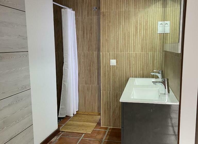 اتاق استاندارد با تخت بزرگ, Terra Aloé