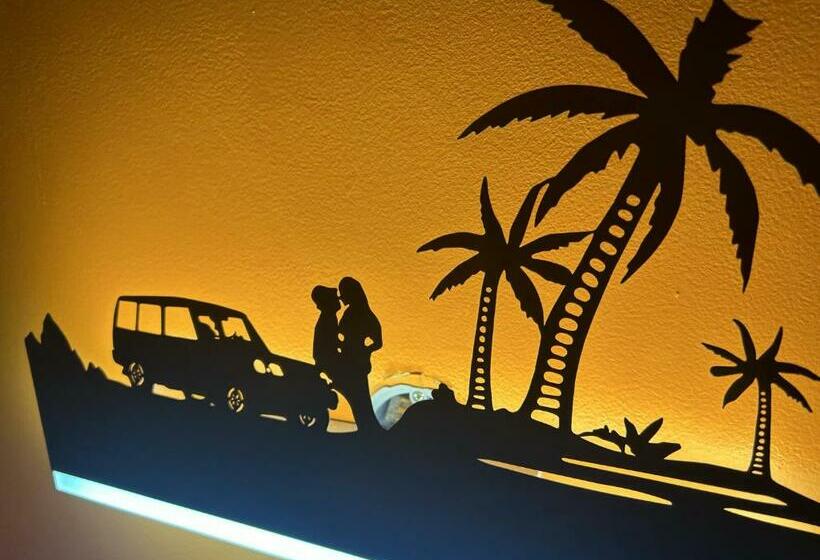 جناح عائلي, Philadelphia