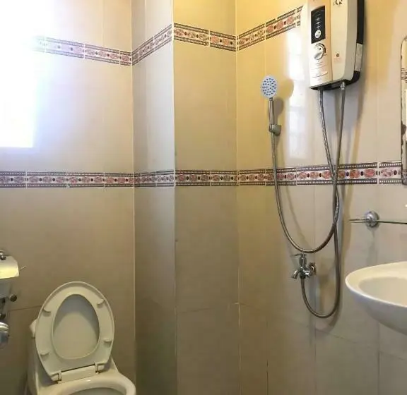 اتاق خانوادگی, Khách Sạn Hồng Tâm