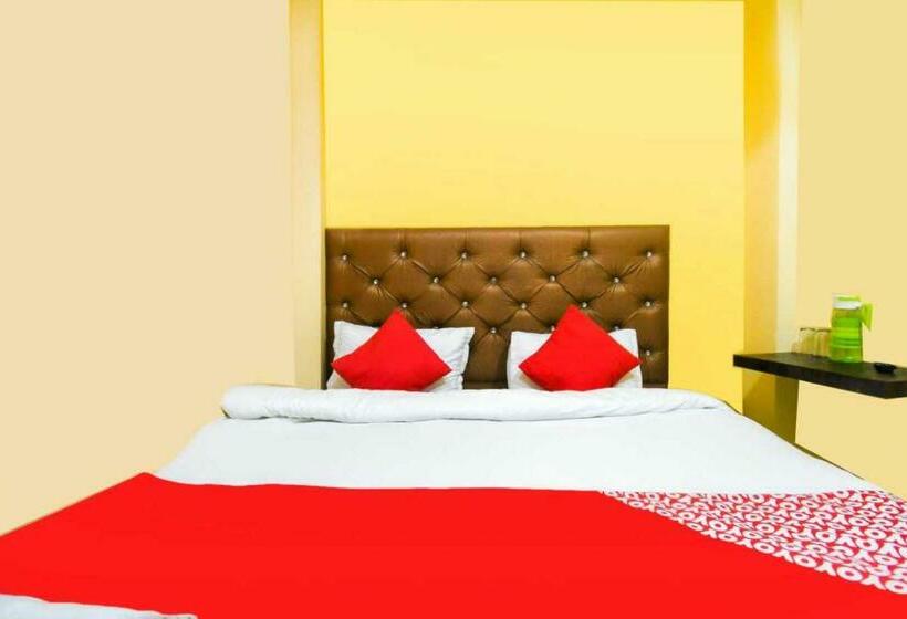 חדר קלאסי לשלושה, Shree Nanhu