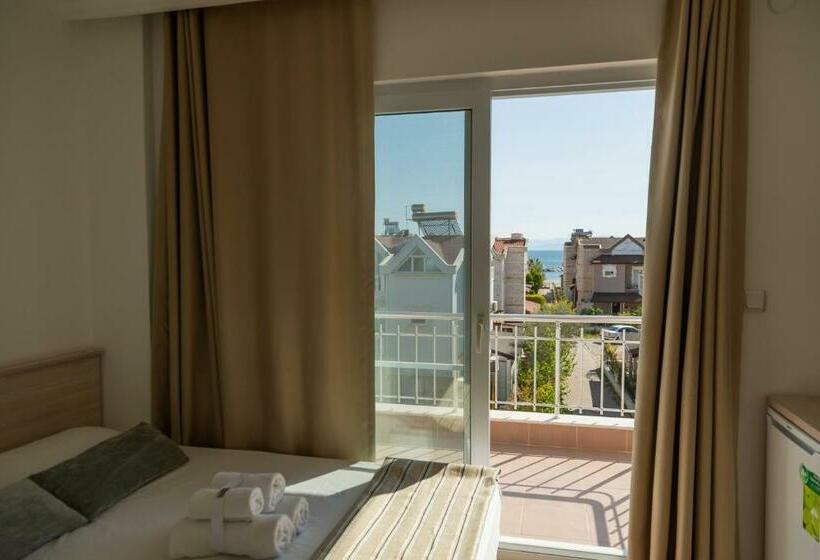 디럭스 룸, Kumada Otel