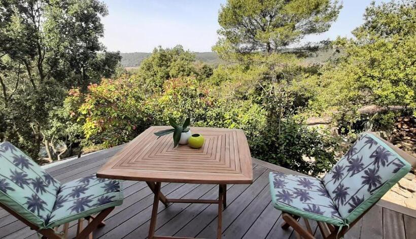 标准间带露台, Au Papillon Dort