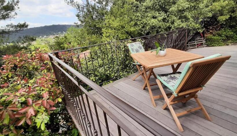 标准间带露台, Au Papillon Dort