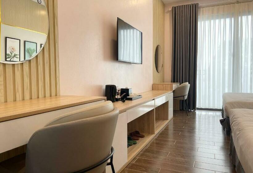 اتاق لوکس, Khách Sạn Century Tam đảo